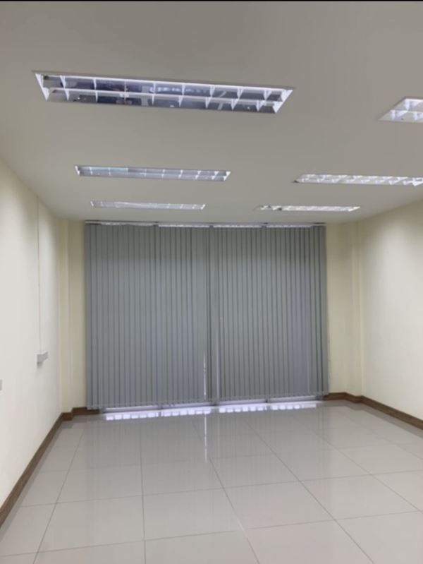 ขาย/เช่า ด่วน อาคารพาณิชย์ 4 ชั้นครึ่ง - วงเวียนราชพฤกษ์ สภาพสวยงาม ตกแต่งเรียบร้อย ทําเลทอง พร้อมใช้งาน